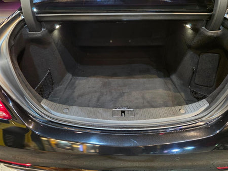 Mercedes-Benz S-Class — photo 17