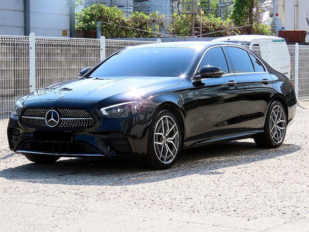 Mercedes-Benz E-Class — photo 02