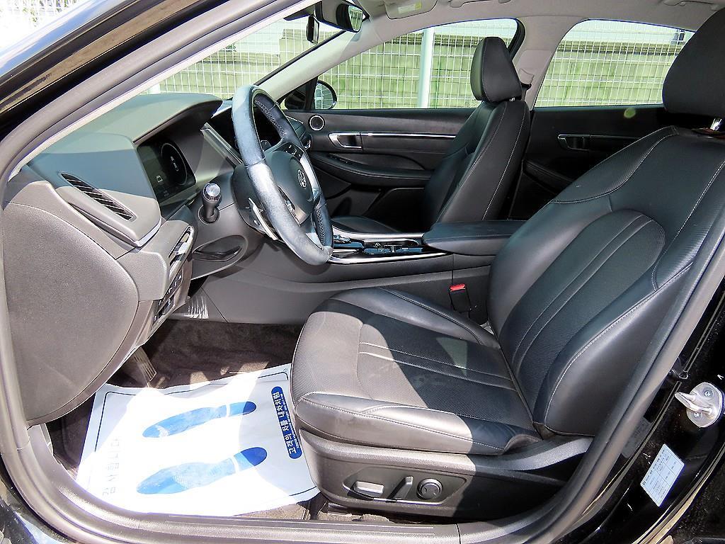 Hyundai Sonata — photo 05