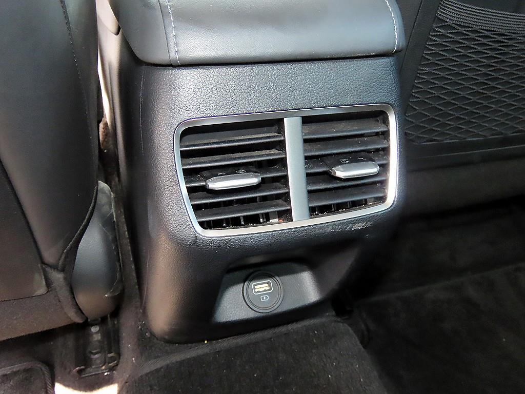 Hyundai Sonata — photo 18