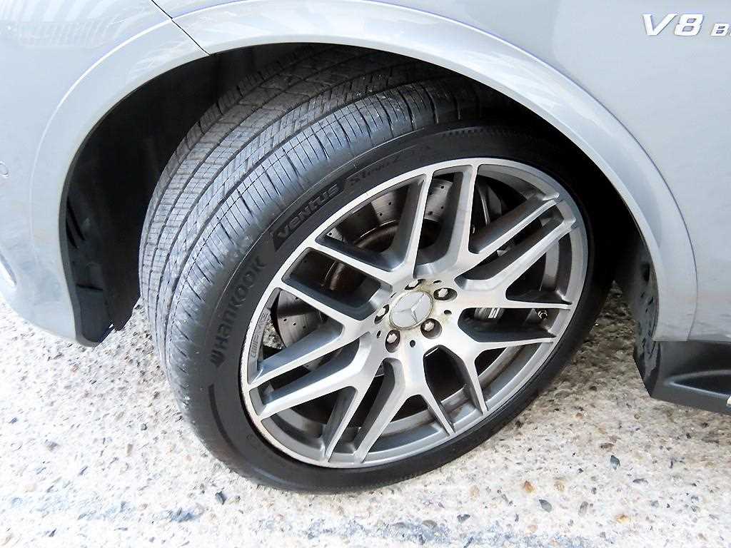 Mercedes-Benz GLE-Class — photo 20