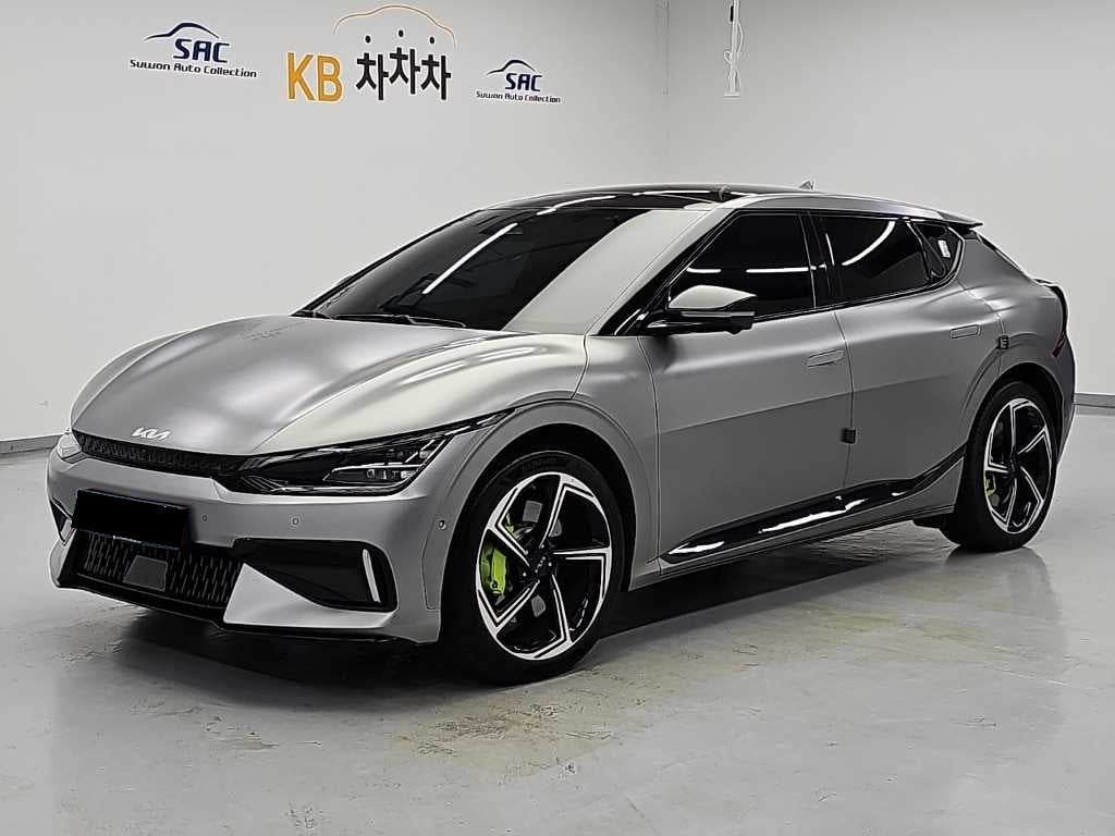 Kia EV6 — photo 01