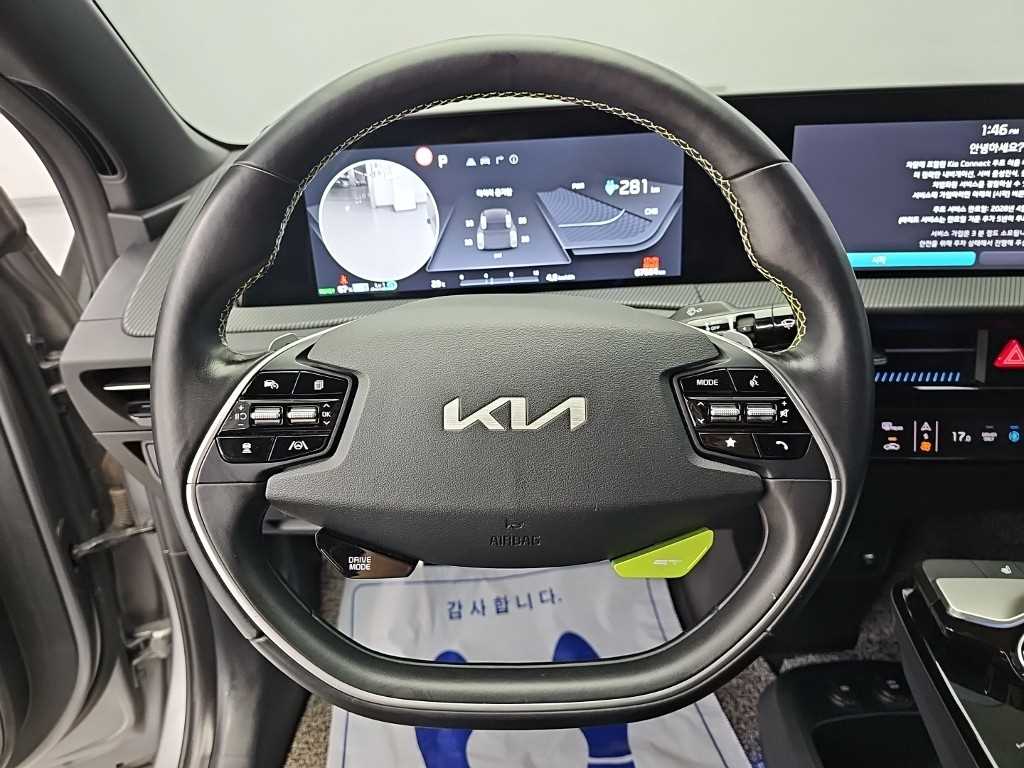 Kia EV6 — photo 09