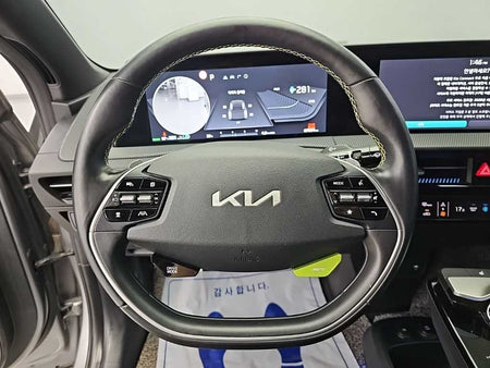 Kia EV6 — photo 09
