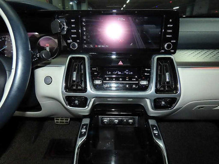 Kia Sorento — photo 11