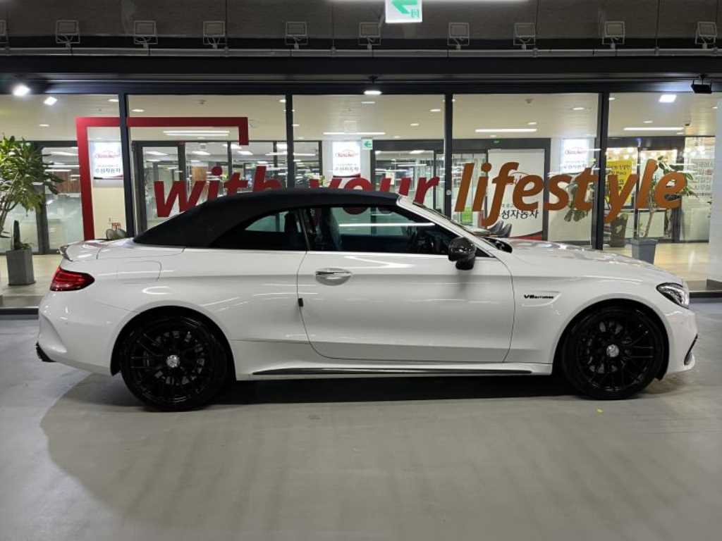 Mercedes-Benz C-Class — photo 08