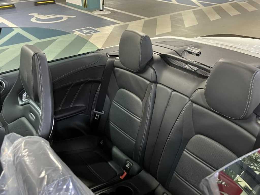 Mercedes-Benz C-Class — photo 13