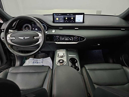 Genesis GV70 — photo 07