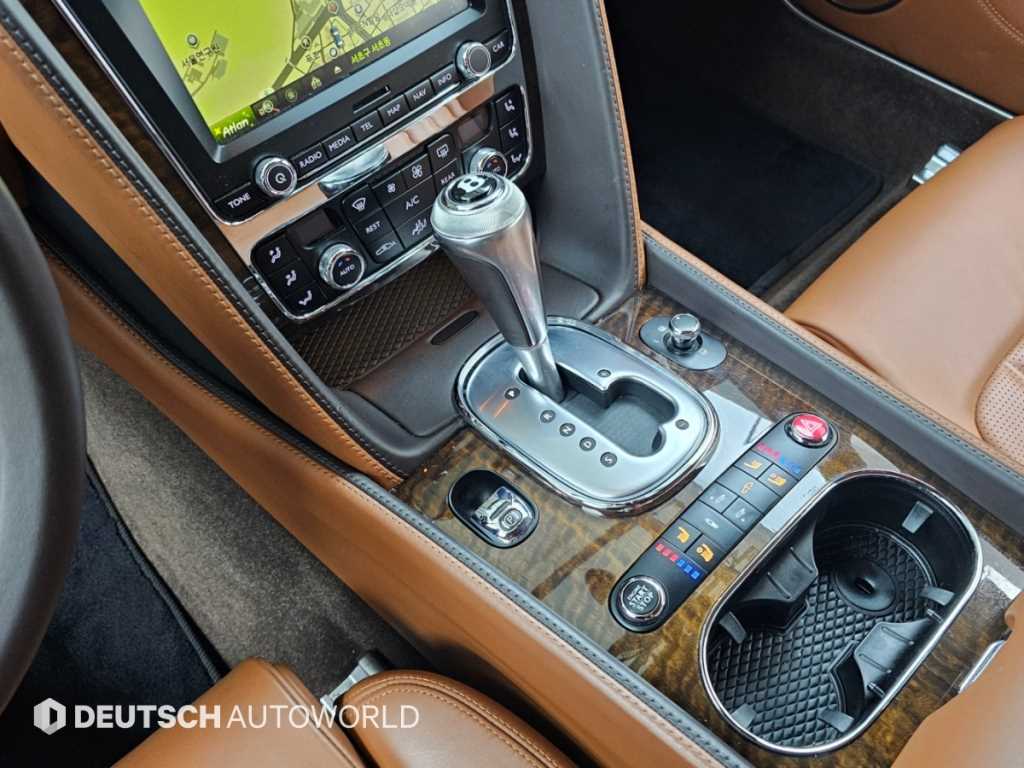 Bentley Continental — photo 09