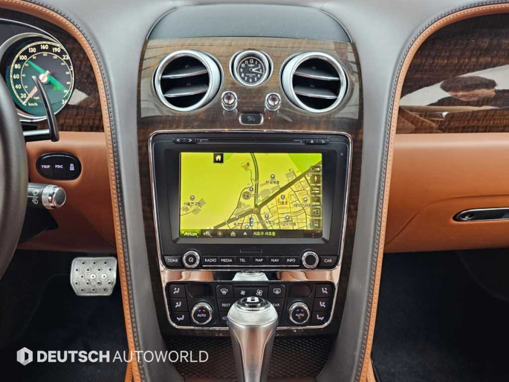 Bentley Continental — photo 14