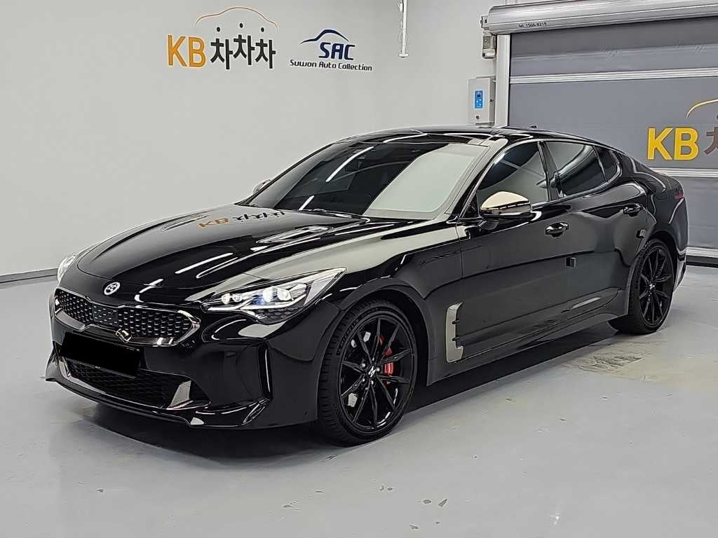 Kia Stinger — photo 02