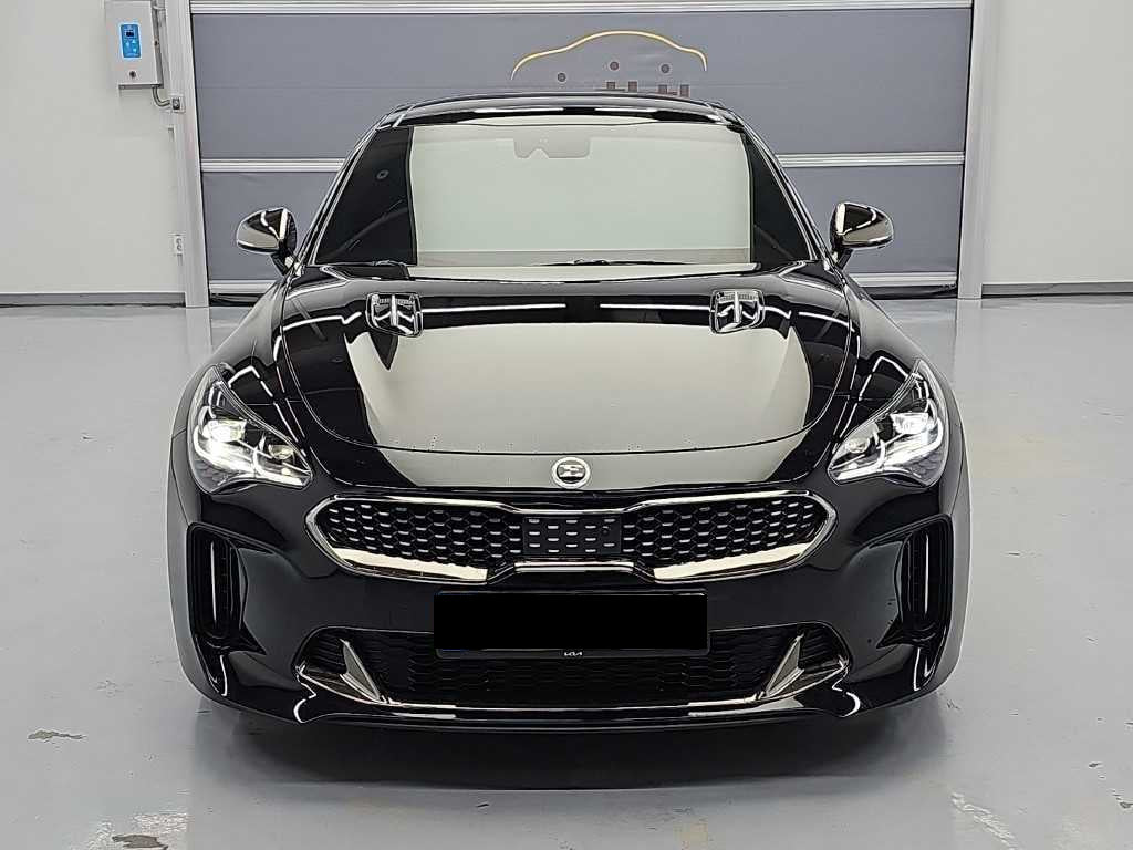 Kia Stinger — photo 03
