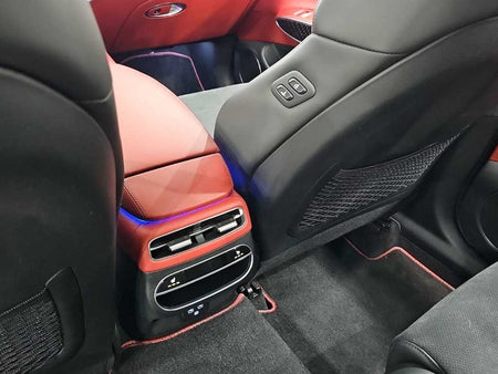 Genesis GV70 — photo 13