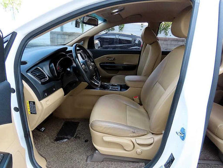 Kia Carnival — photo 05