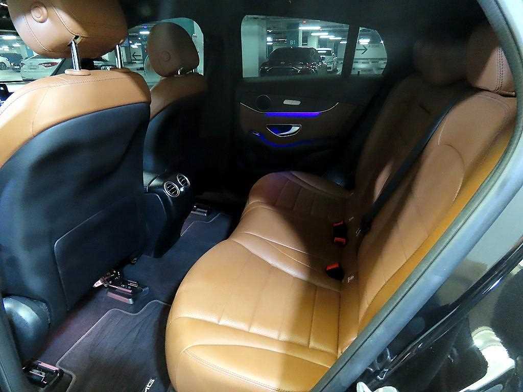 Mercedes-Benz GLC-Class — photo 07