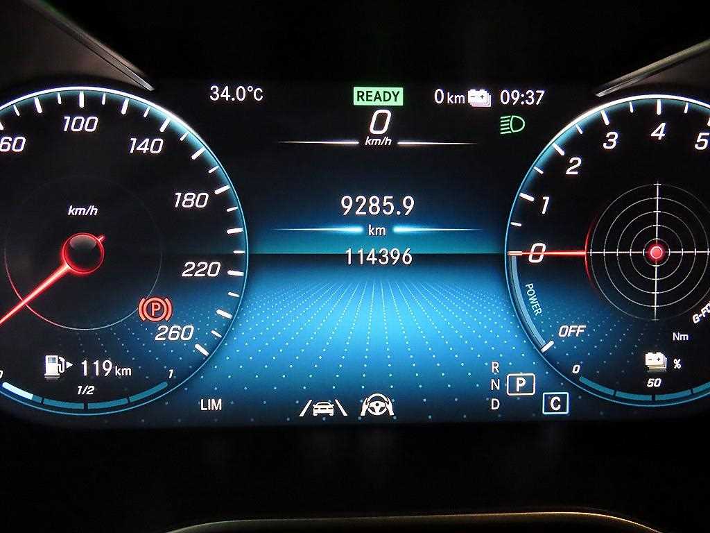 Mercedes-Benz GLC-Class — photo 09
