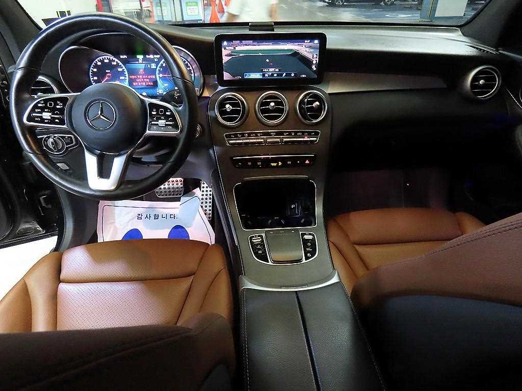 Mercedes-Benz GLC-Class — photo 10