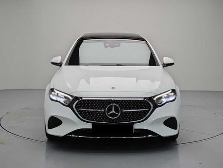 Mercedes-Benz E-Class — photo 02