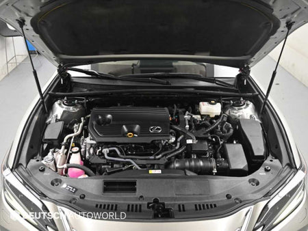 Lexus ES — photo 06