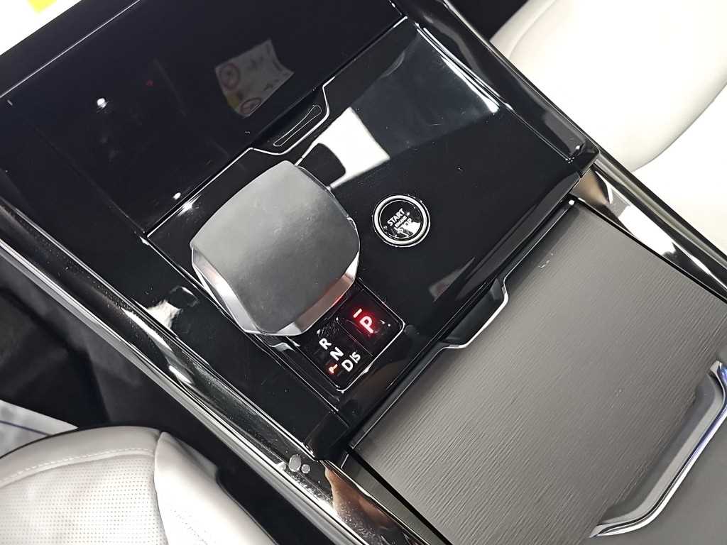 Land Rover Range Rover Sport — photo 08