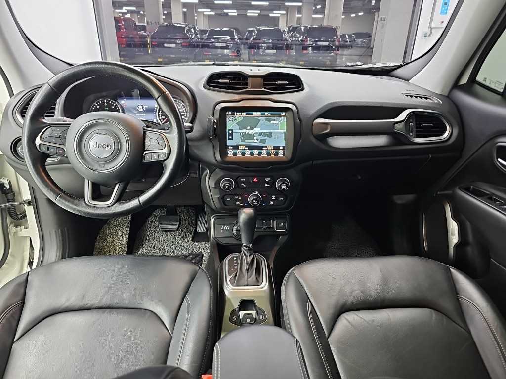 Jeep Renegade — photo 07