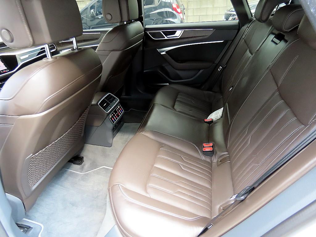 Audi A7 — photo 06