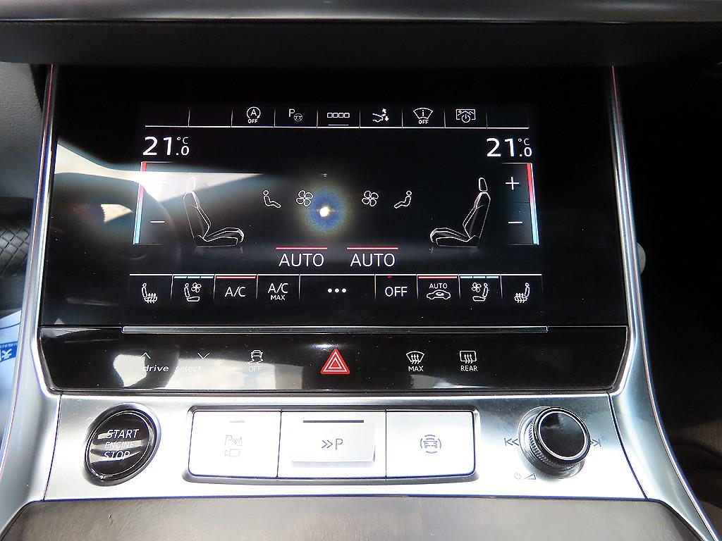 Audi A7 — photo 14