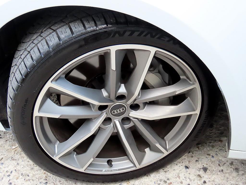 Audi A7 — photo 20