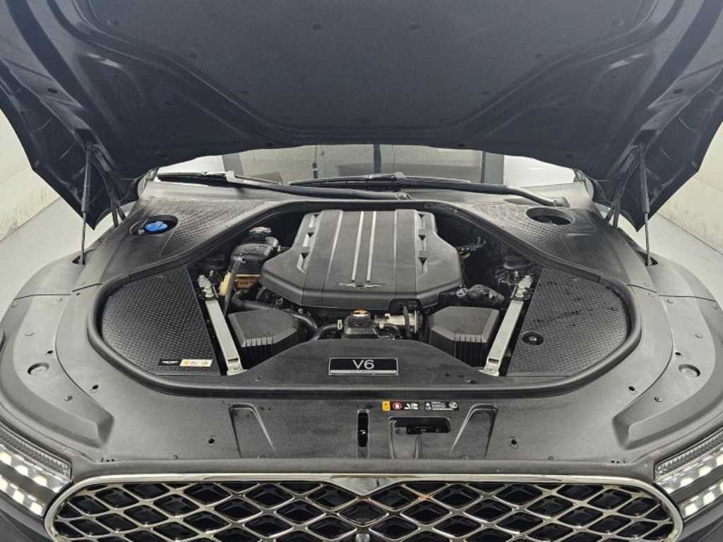 Genesis G90 — photo 06