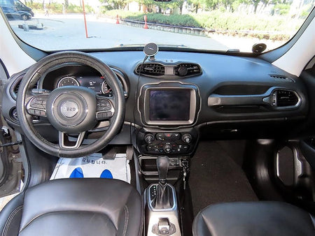 Jeep Renegade — photo 07