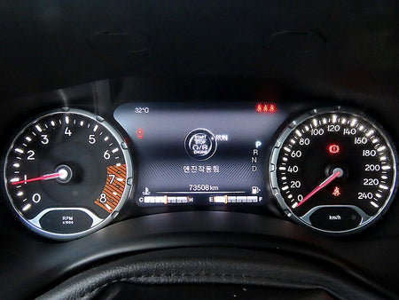 Jeep Renegade — photo 09