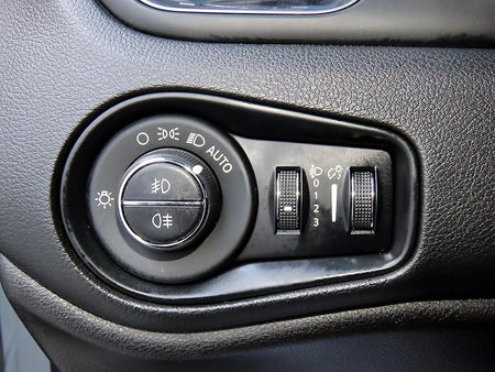 Jeep Renegade — photo 12