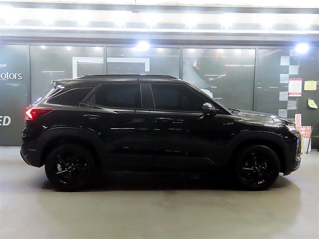 CHEVROLET Trailblazer — photo 03