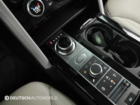 Land Rover Discovery — photo 09