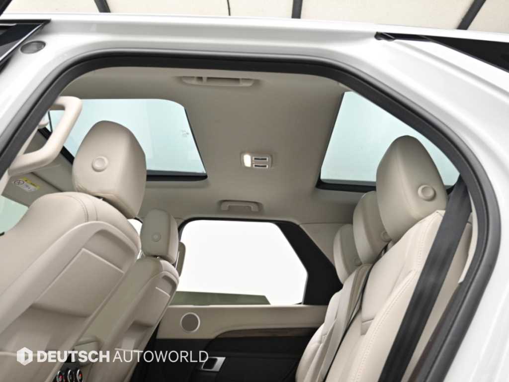 Land Rover Discovery — photo 18