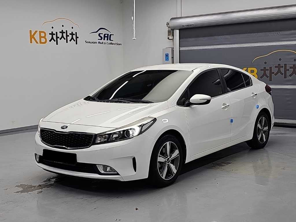 Kia K3 — photo 01