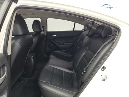 Kia K3 — photo 12