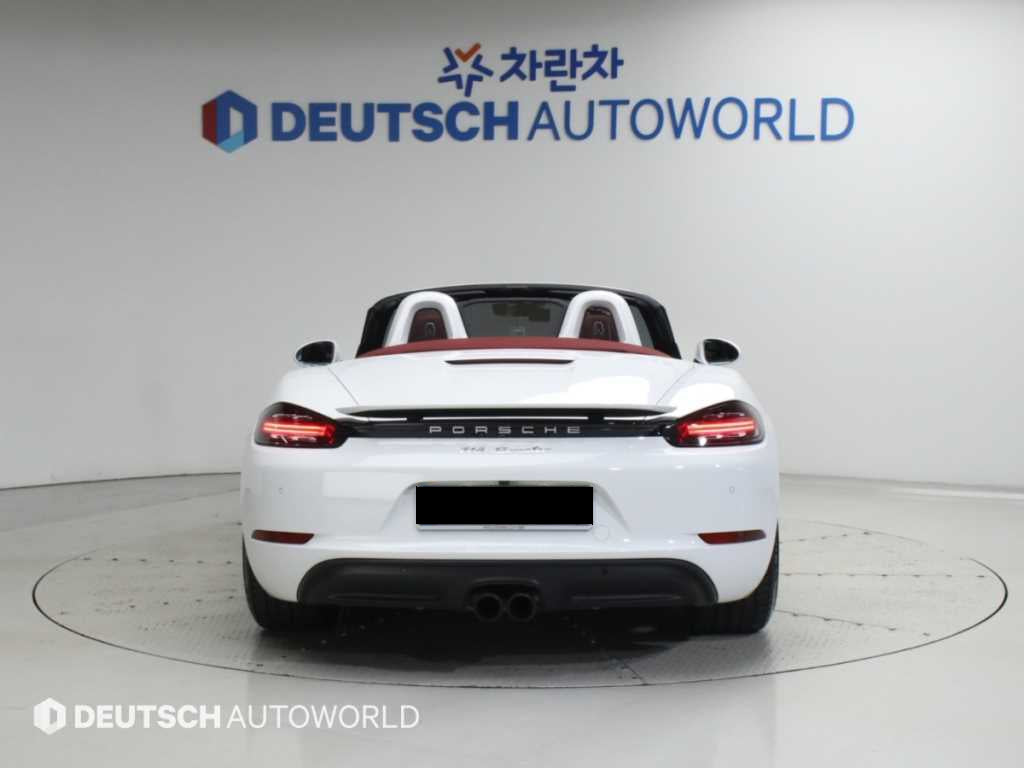 Porsche 718 — photo 05