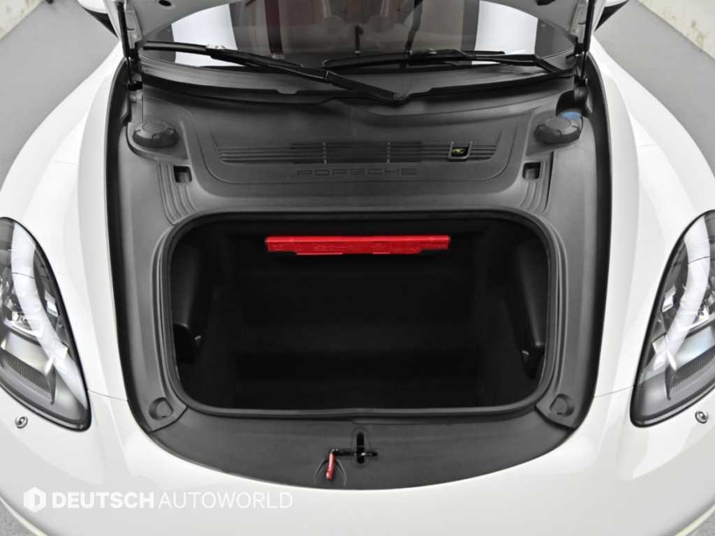 Porsche 718 — photo 07