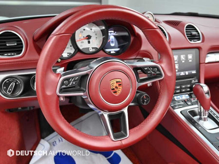 Porsche 718 — photo 14