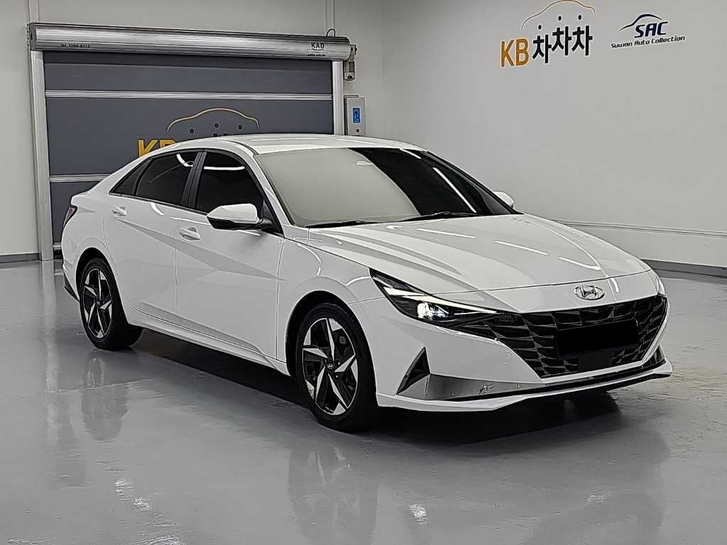 Hyundai Avante — photo 04
