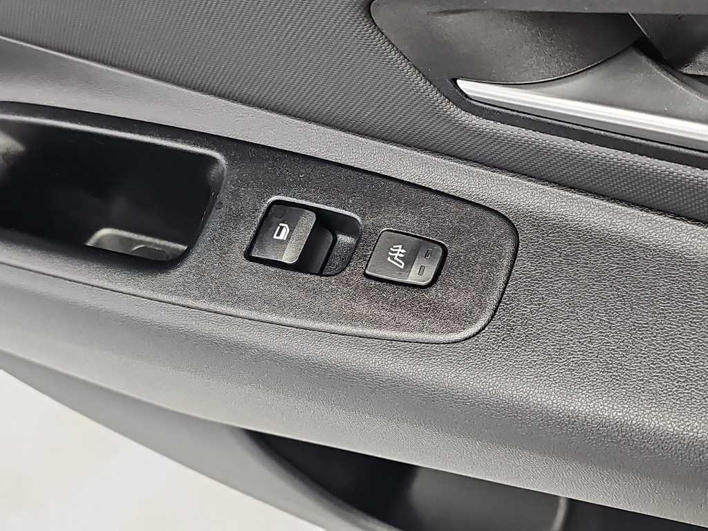 Hyundai Avante — photo 14