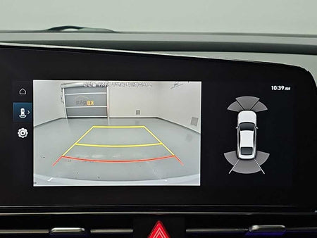 Hyundai Avante — photo 16