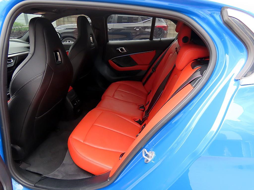 BMW 1-Series — photo 06