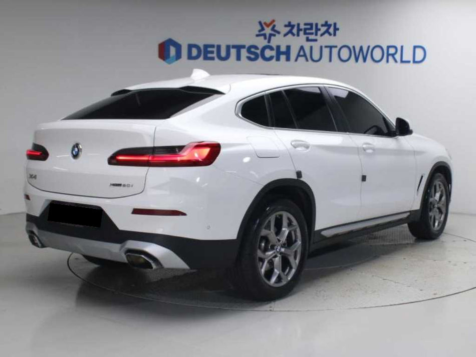 BMW X4 — photo 02