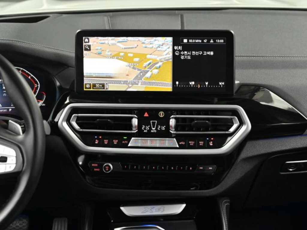 BMW X4 — photo 14