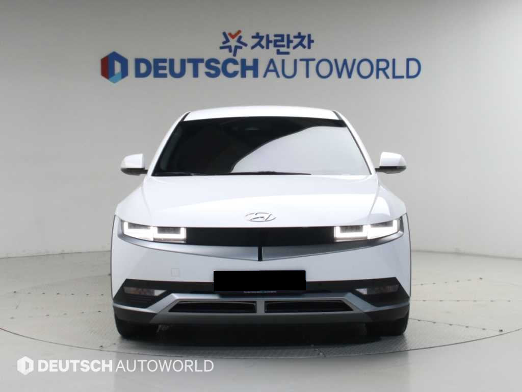 Hyundai Ioniq5 — photo 03