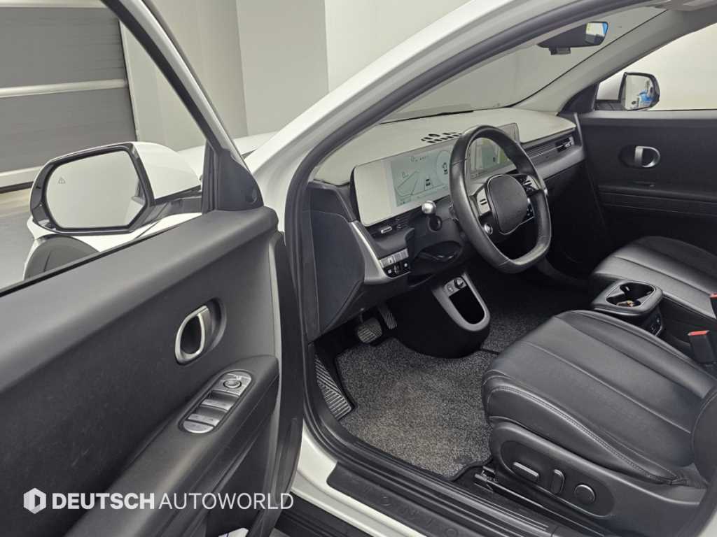 Hyundai Ioniq5 — photo 11