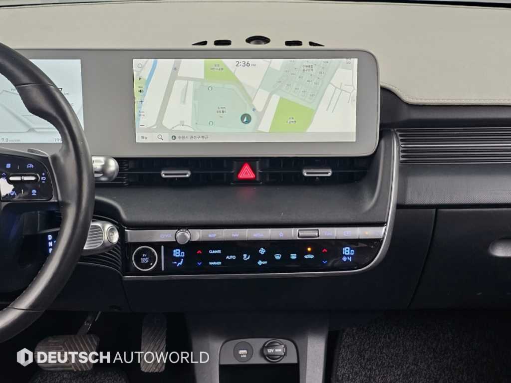 Hyundai Ioniq5 — photo 14