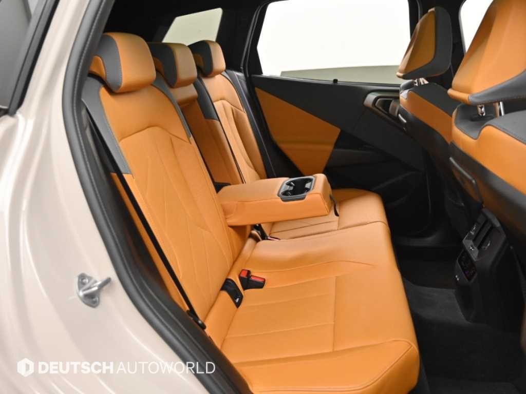 BMW X3 — photo 12